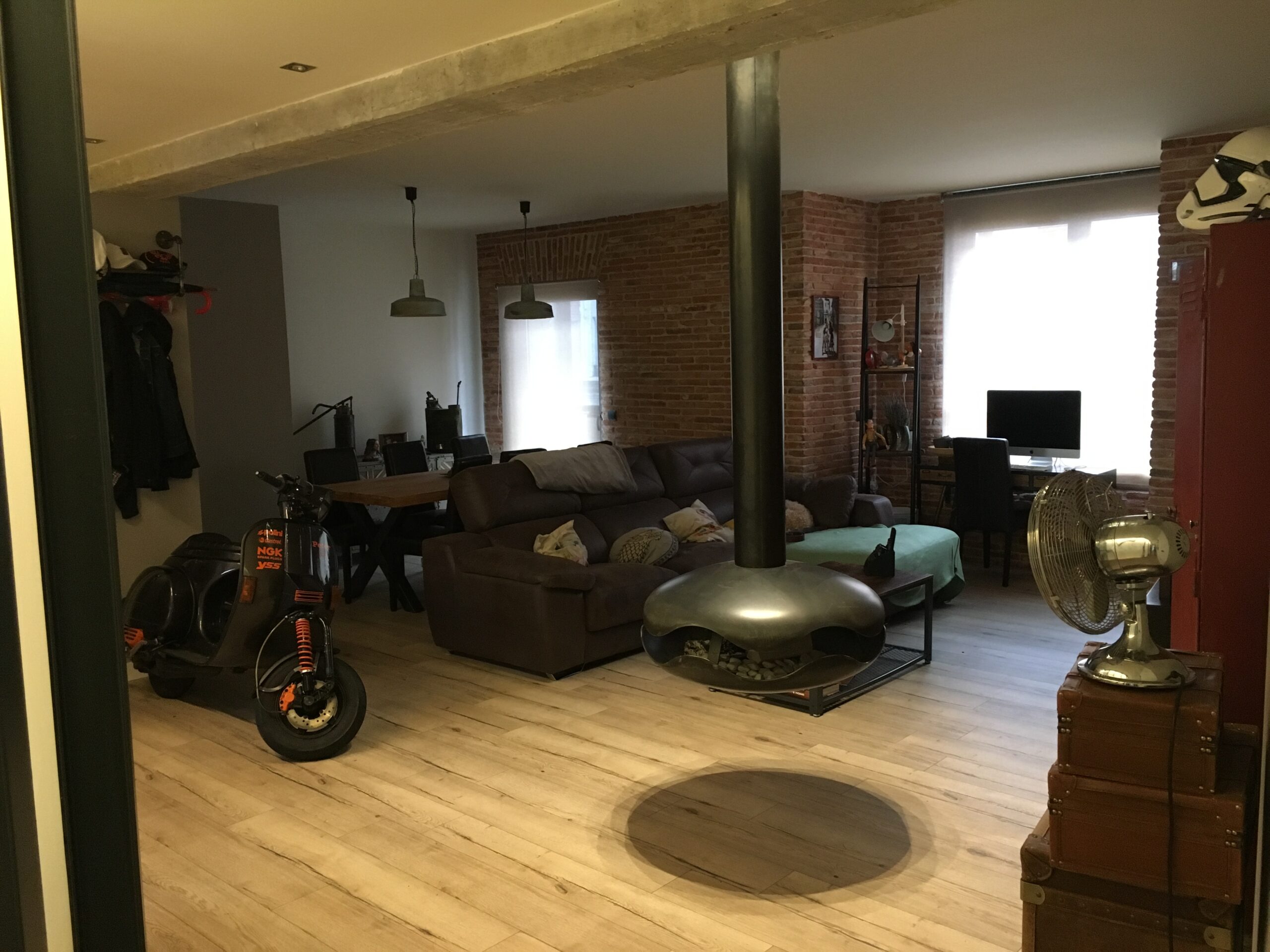 salon de estilo industrial